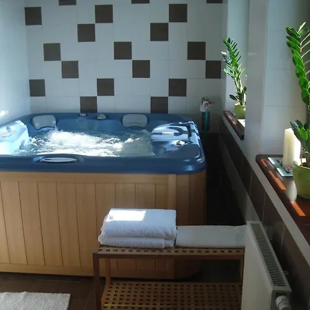 Penzión pre hostí Zlata Ryba 3*