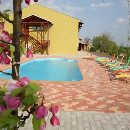 Zlata Ryba 3*